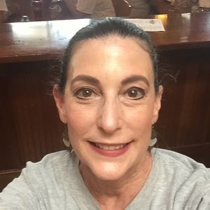 Meet your Posher, Catherine